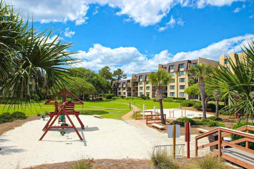 3rd-floor condo with balcony lagoon views pools tennis courts & beach access photo 27