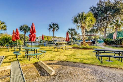 3rd-floor condo with balcony lagoon views pools tennis courts & beach access photo 38
