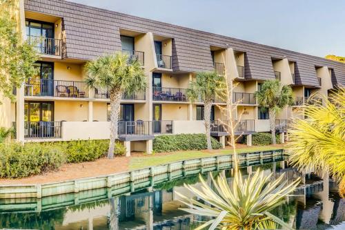 3rd-floor condo with balcony lagoon views pools tennis courts & beach access photo 40