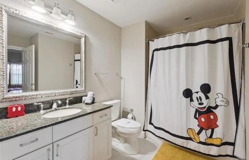 MINUTES FROM DISNEY 3bed 3bath Poolside at LUXURIOUS RESORT photo 6