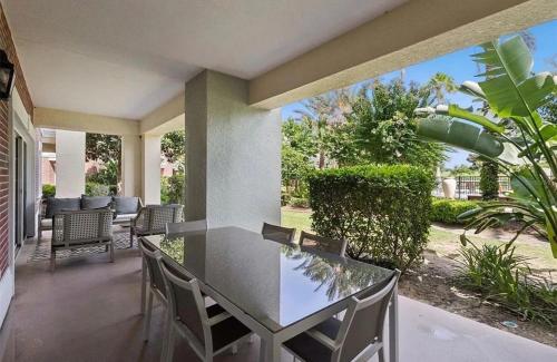 MINUTES FROM DISNEY 3bed 3bath Poolside at LUXURIOUS RESORT photo 3