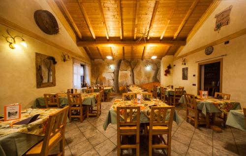 Ресторант или друго място за хранене в Agriturismo Al Castagneto