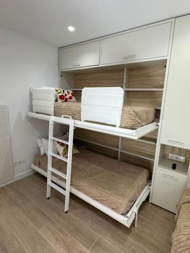 Alquiler de Habitacion Luxury a 15 minutos de Madrid-Centro