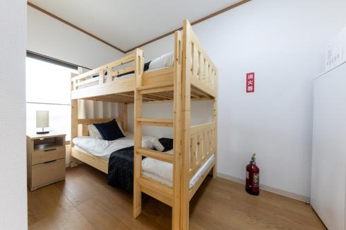 Japanese House with Garden,2-min Walk to Kojiya Sta , 2BR , Direct to Haneda