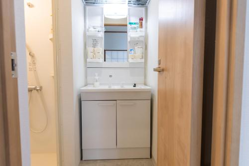 Japanese House with Garden,2-min Walk to Kojiya Sta , 2BR , Direct to Haneda