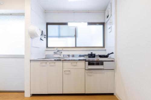 Japanese House with Garden,2-min Walk to Kojiya Sta , 2BR , Direct to Haneda