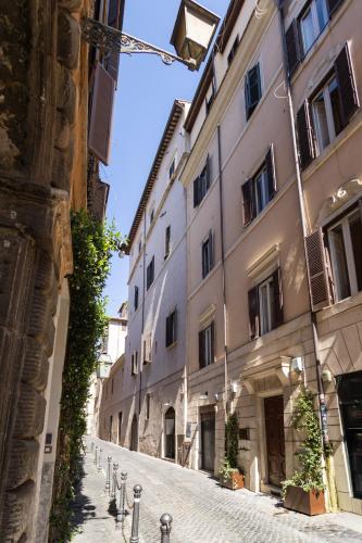 Palazzo Taverna Apartments