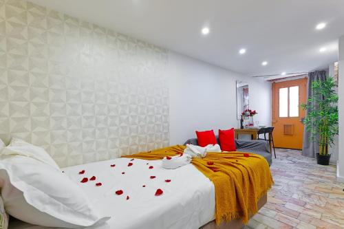 Charming City Gem