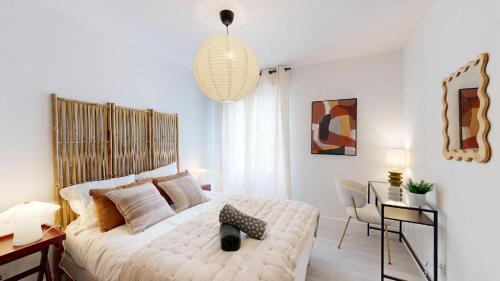 L'Acacia by expat renting - Piscine - Balcon