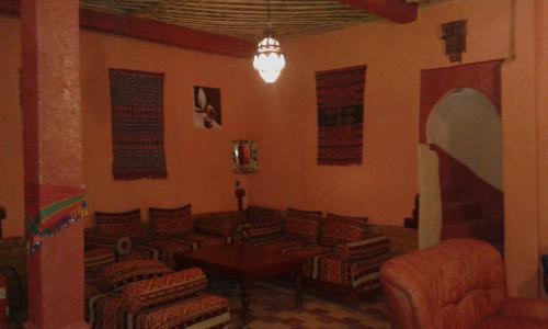 Ruang duduk di Chez Belkacem