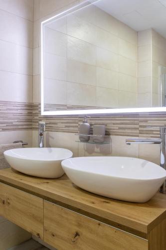 Apartamento de diseño con cine en casa
