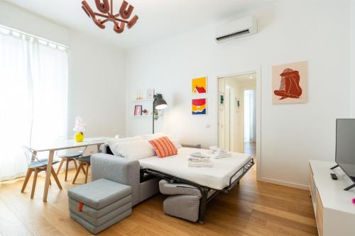 Bicocca Living - Bright Modern Apt near Metro by InnStay