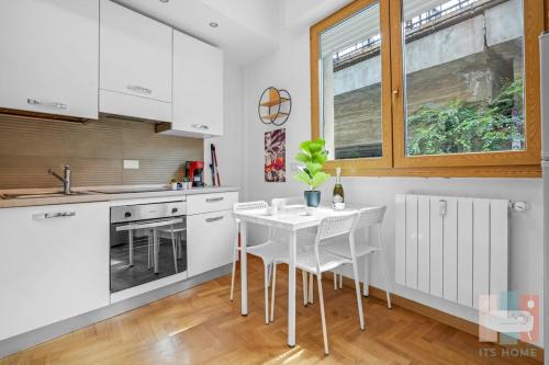 PA102-Modern Apartment with Air Conditioning