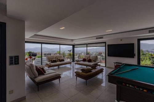 Luxury Villa Cannes Pool Sea View 10 People