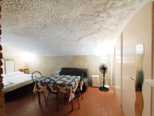 Tasso Basement Apartment