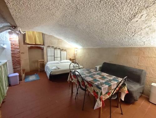 Tasso Basement Apartment