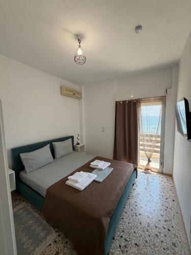 OCEAN VISTA Beachfront Apartment Near Airport-B2