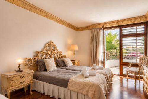 Villa Bella - Exclusive Roses Retreat