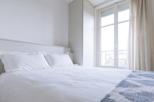 Central&Spacious 2BD Apart for 4 in Champs Elysées