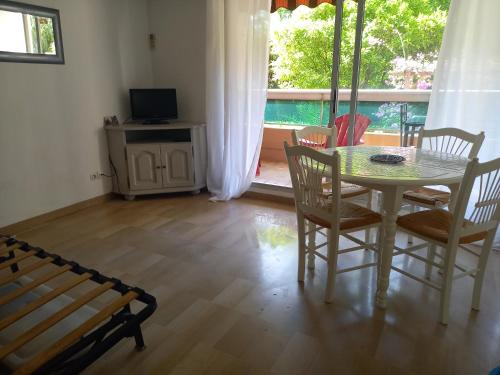Studio godillot T1