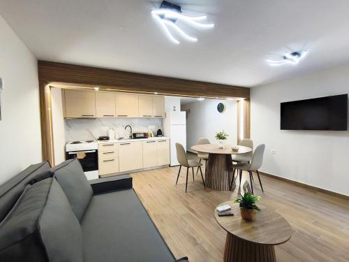 Voula's Apartment 4