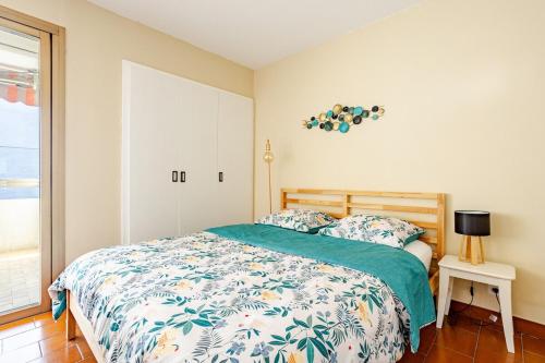 Grand Studio Azur - Idéal Couple en Escapade Vieil Antibes - Terrasse - Climatisation - WIFI HD - Plage Gravette & Gare SNCF 5min à pied - Port Vauban à pied - VIEILLE VILLE photo 38