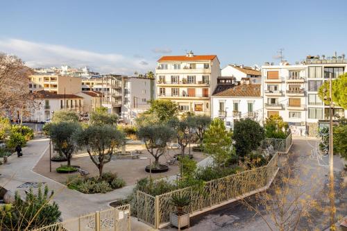 Grand Studio Azur - Idéal Couple en Escapade Vieil Antibes - Terrasse - Climatisation - WIFI HD - Plage Gravette & Gare SNCF 5min à pied - Port Vauban à pied - VIEILLE VILLE photo 51