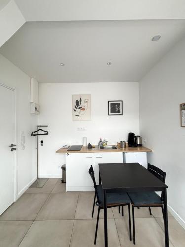 Soh Rent Strasbourg Bedroom 4 Tv-Wifi Near Train Station