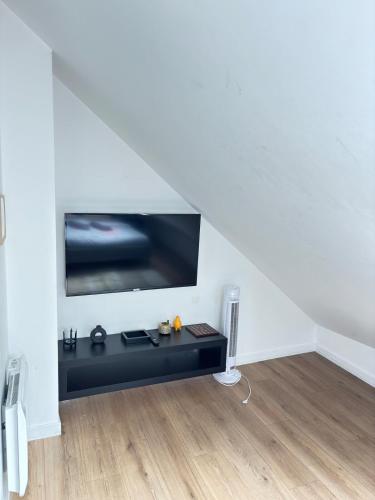 Soh Rent Strasbourg Bedroom 4 Tv-Wifi Near Train Station