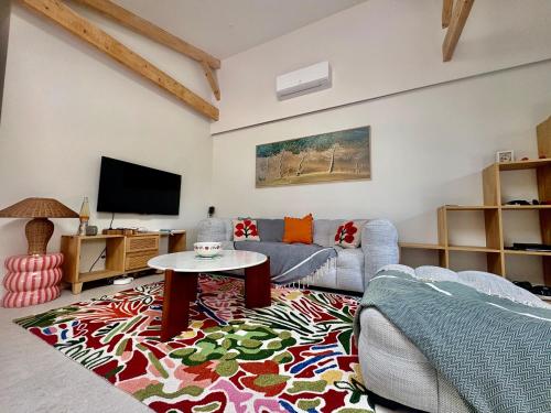 VillaNeuve 4 people full center pool parking Wi-Fi