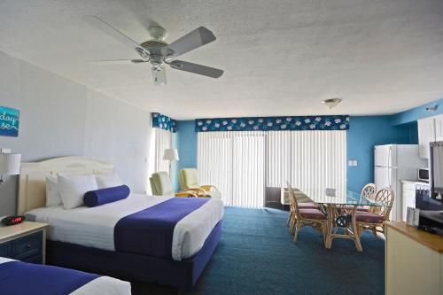 Gallery image of Shoreline Island Resort - Exclusively Adult in St Pete Beach