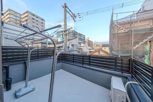 Nikyo Rannokan 2026 New B&B 5 minutes to Kujo Station Villa in Osaka