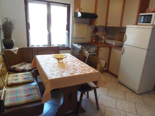 Η κουζίνα ή μικρή κουζίνα στο Apartment Noemi