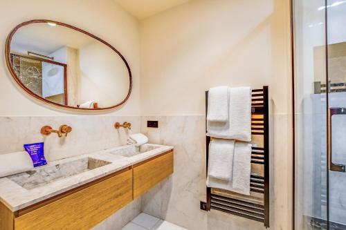 Elegant Apt with AC - 2BR-6P -Palais Garnier