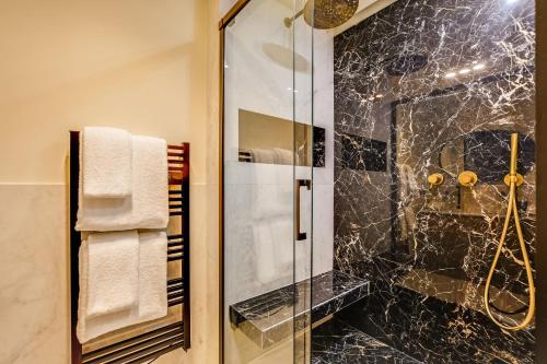 Elegant Apt with AC - 2BR-6P -Palais Garnier