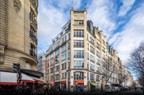 Paris, Le Marais, Vaste séjour rue de Bretagne