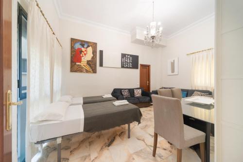 Wellhome Sevilla Centro