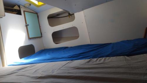 Nuit atypique sur un voilier de voyage