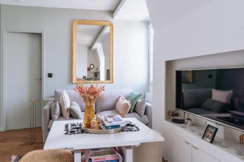 Cozy 1BD Apart for 2-RépubliqueCanal Saint Martin