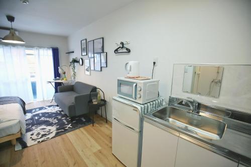 BRT202 Tokyo City Base, Double Room for Two