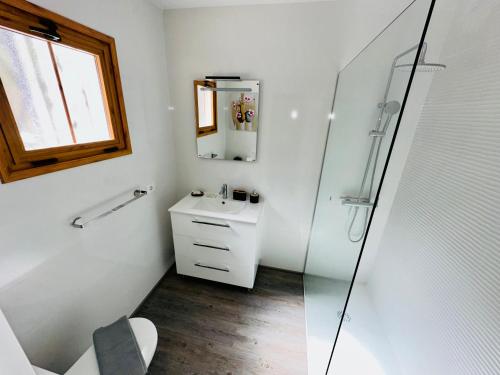 Quiet Studio, Incredible views, Climatized pool, FREE WIFI