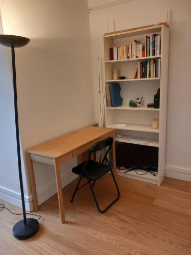 Studio for 2 people, 15th arrondissement, Convention, Montparnasse Paris