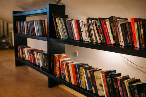 Perpustakaan di rumah percutian