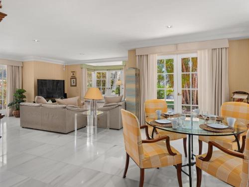 KARAT Villa Elegance