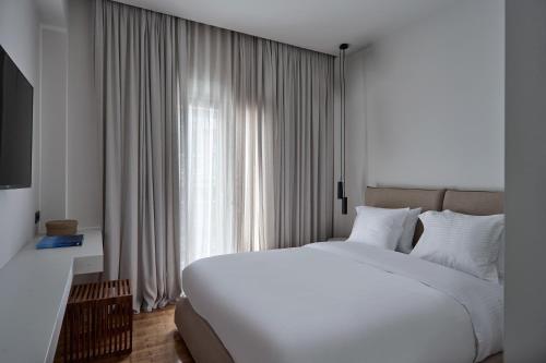 Boutique Koukaki by Lumen Living