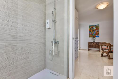 Miramar Penthouse Beachfront 30m2 Terrace