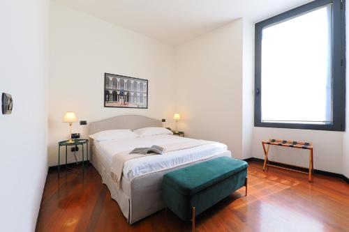 Contempora - Interior 900 3rd Floor - Duomo - Missori