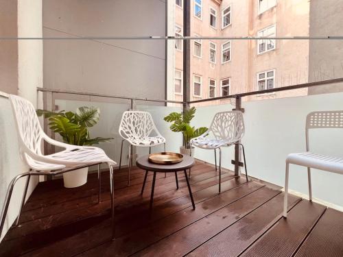 SERVUS HOMES - Rooftop Terrace for all - Super Central