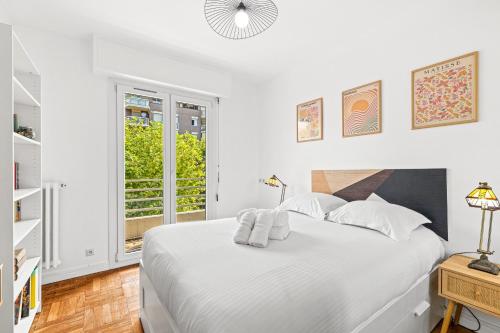 Comfortable & Bright 2 Bedroom