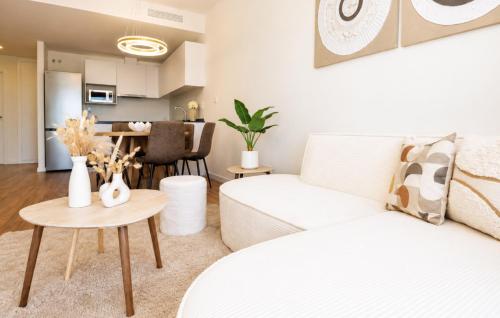 Stylish 3 bed Apartment Habitat Estepona